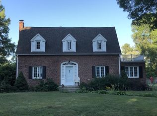 65 Peekskill Ave, Springfield, MA 01129