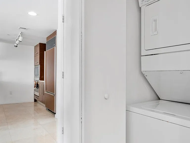 Washer/Dryer
