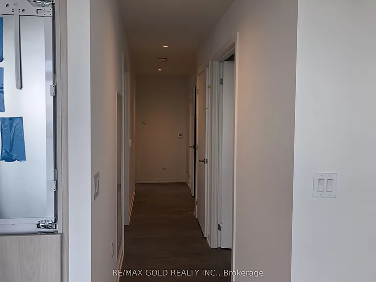 20 Richardson St #3405 — Photo 2