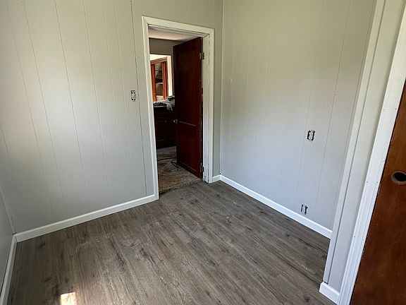 4th image of 200 Beley Ave Floor 1