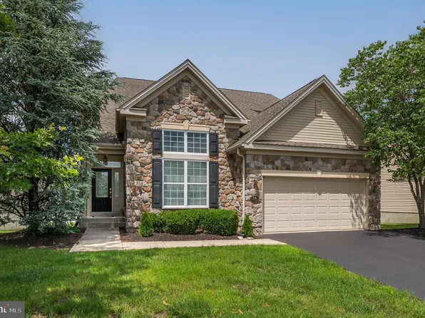14 Alcott Way, Marlton, NJ 08053