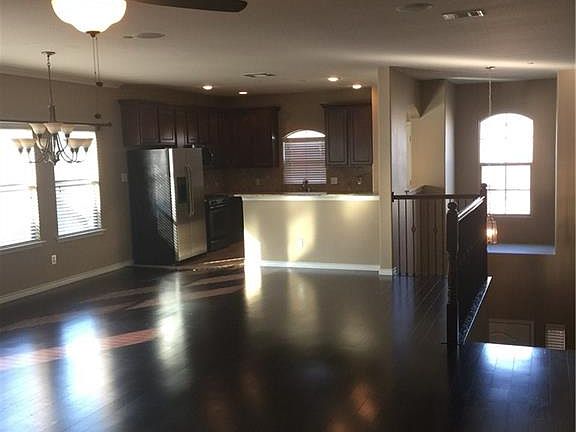 2nd image of 5630 Grosseto Dr