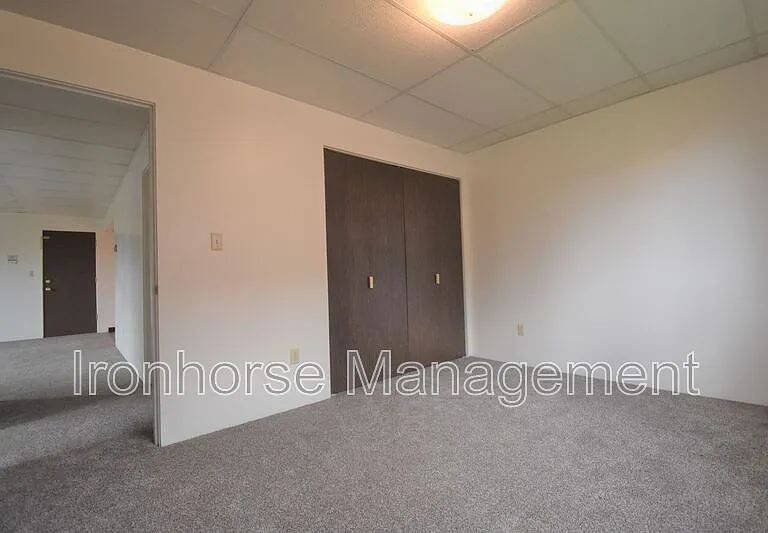 805 W Villard St #7 — Photo 13