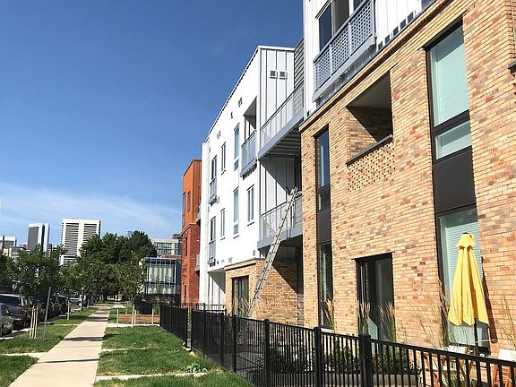 4th image of 2525 Arapahoe St APT 208