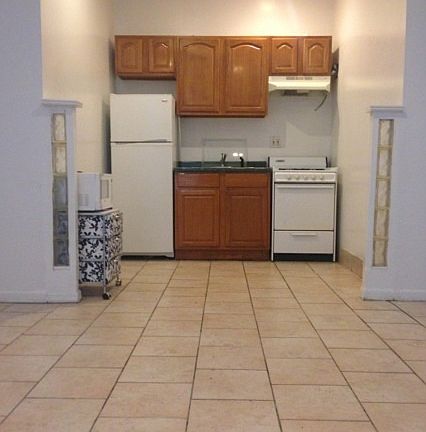 2nd image of 201 E 118th St APT 2A
