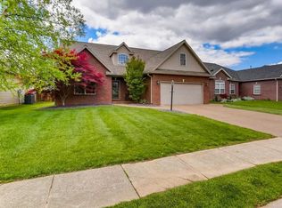 2887 Laura Lynn Ln, Newburgh, IN 47630