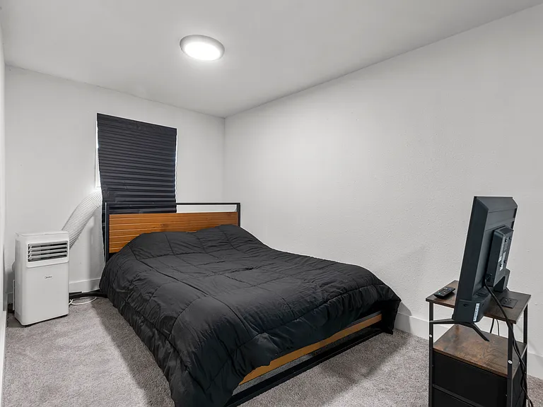 2408 Santa Rita St — Photo 16