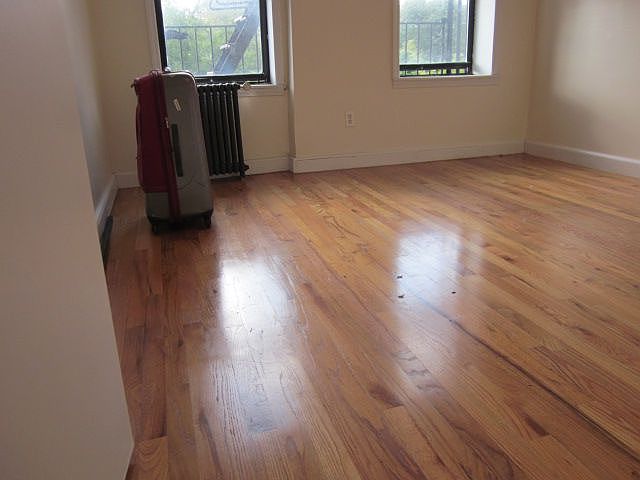 2nd image of 172 Linden St APT 2F