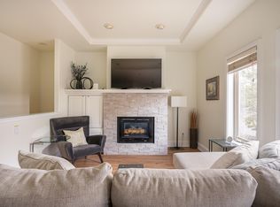 61875 Broken Top Dr APT 23, Bend, OR 97702