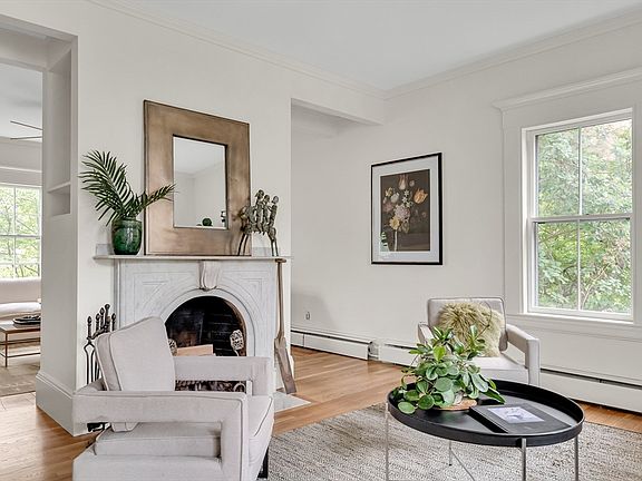 5th image of 39 Green St