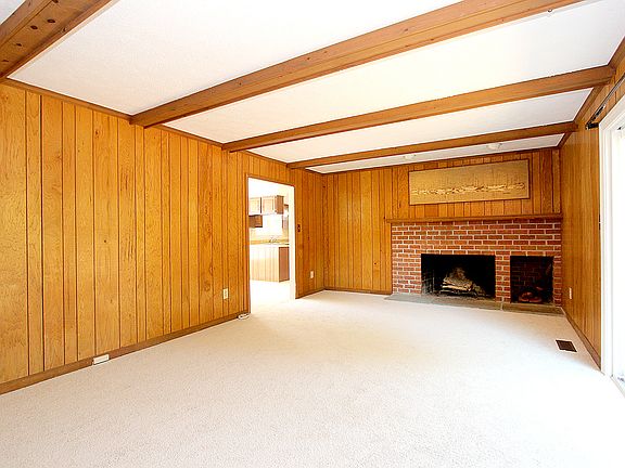Family room to deck