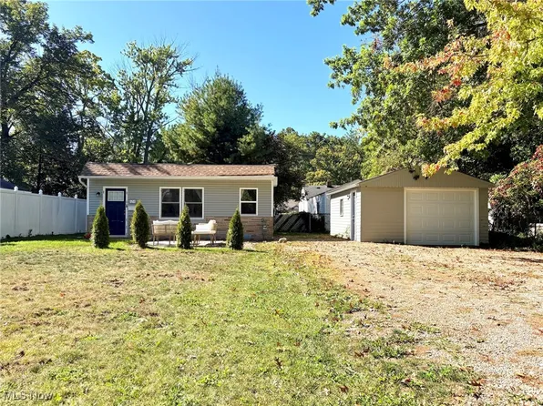 124 Norman Ave, Avon Lake, OH 44012