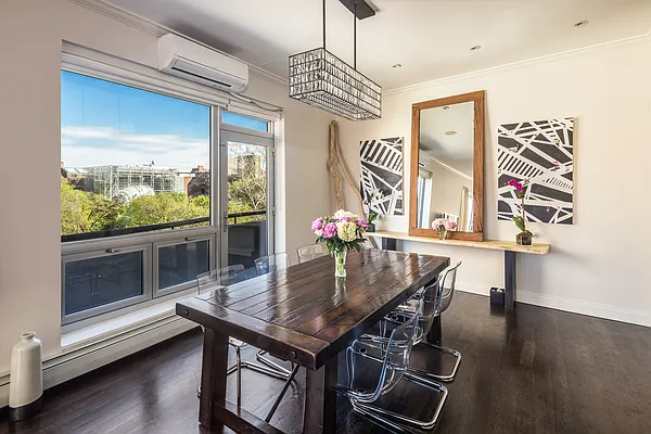 Sold by Douglas Elliman | media 14