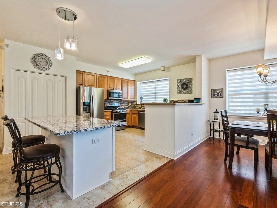 One Itasca Place Condominiums Apartment Rentals Itasca, IL Zillow