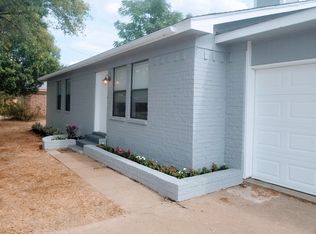 804 Hollow Creek Rd, Burleson, TX 76028