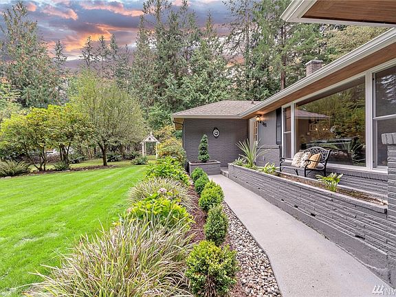 3rd image of 18351 167th Ave NE