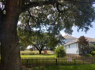 6388 Bellaire Dr, New Orleans, LA 70124
