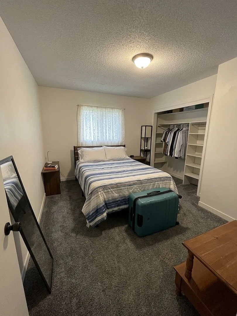 Oewlein Duplex — Photo 4