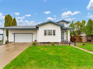2121 W Hull Way NE, Medicine Hat, AB T1C1R9