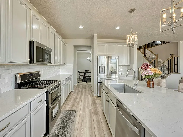 18205 Marsh Wren Ave — Photo 16