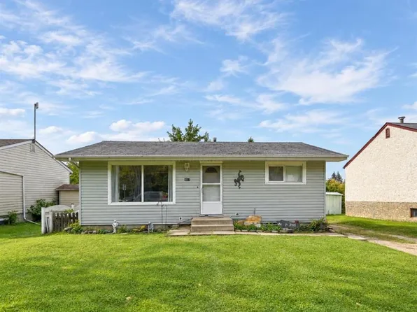 4817 E 42nd St, Athabasca, AB T9S 1P7