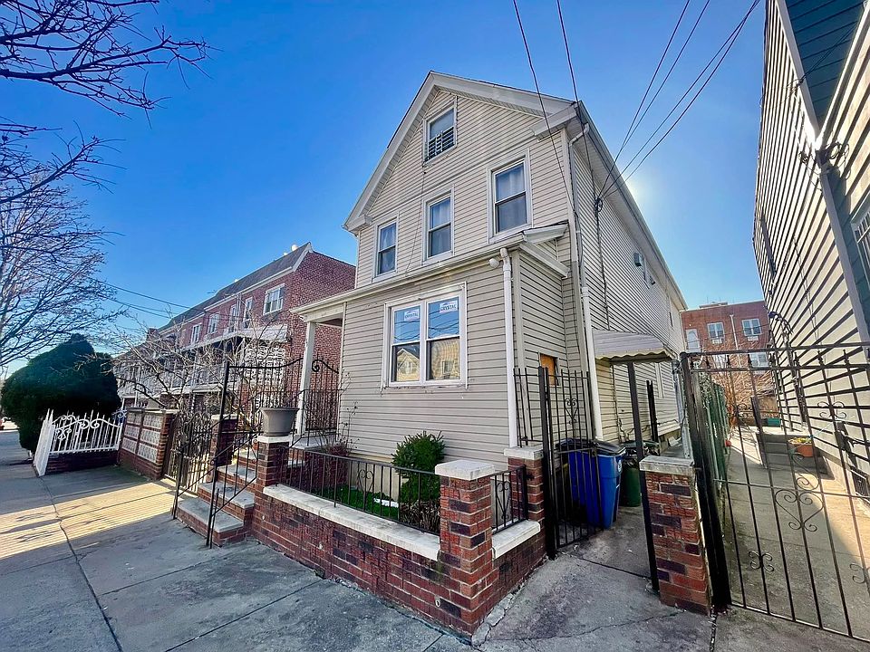 2nd image of 10844 51st Ave