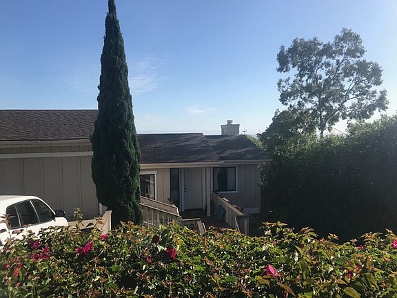 4th image of 2439 Whitney Ave