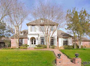 1103 E Lakeside Oaks Dr, Baton Rouge, LA 70810