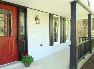 411 Forest Trails Dr, Wexford, PA