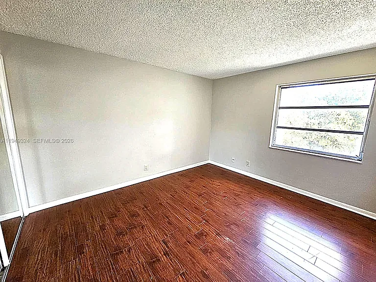 642 NW 13th St #310 — Photo 19