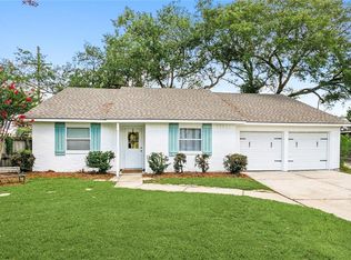 265 Ridgewood Cir, Mandeville, LA 70471