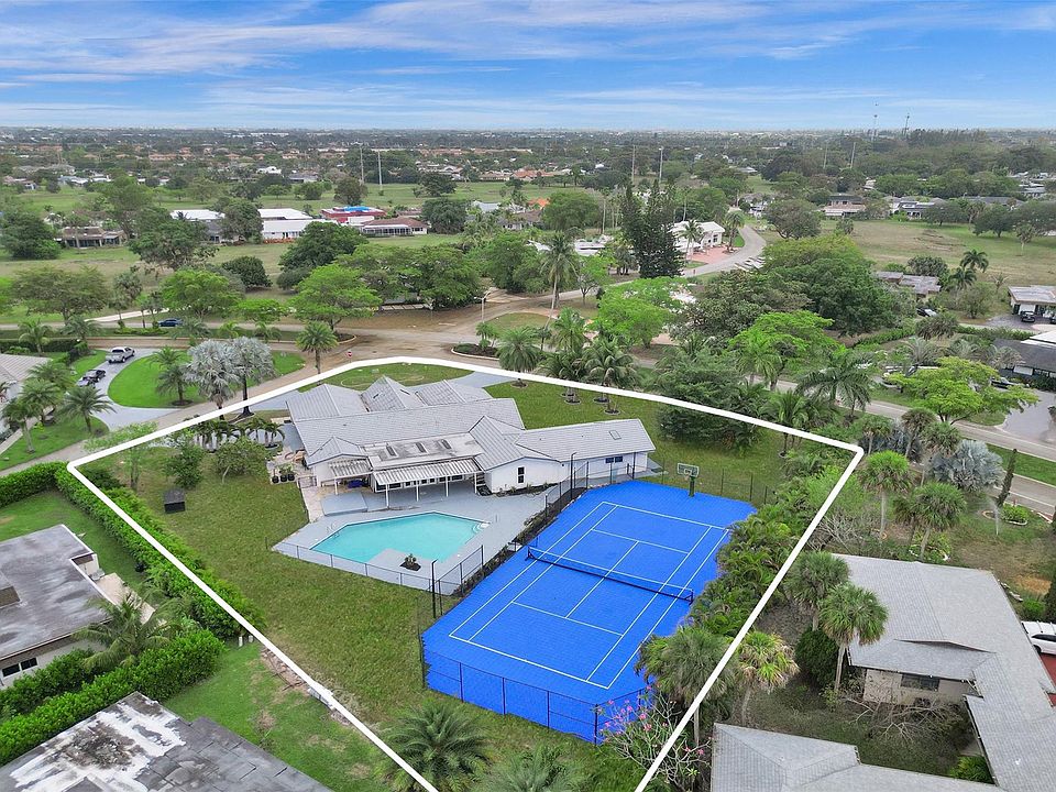 1st image of 4915 Woodlands Boulevard
