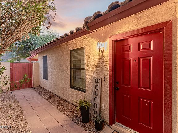 4th image of 11609 W OLIVE Drive