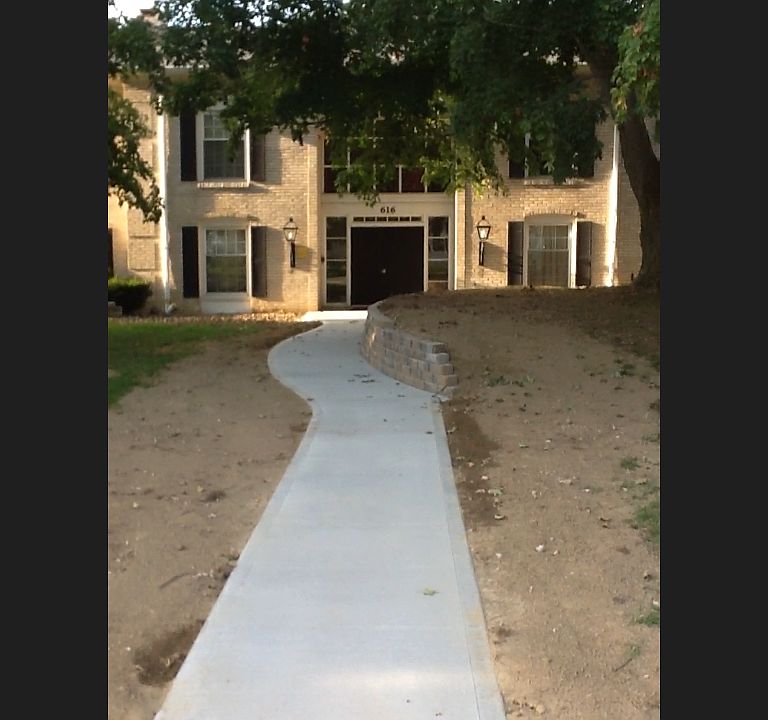 1st image of 616 Cline Ave APT 214
