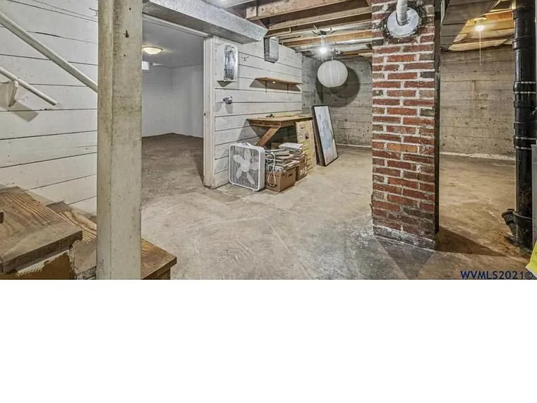 1030 16th St NE — Photo 24