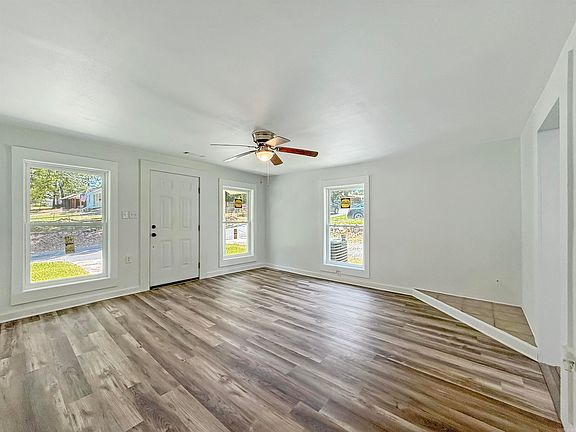 4th image of 1800 7th St