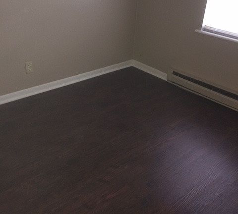 2nd image of 813 Julia Ln #B