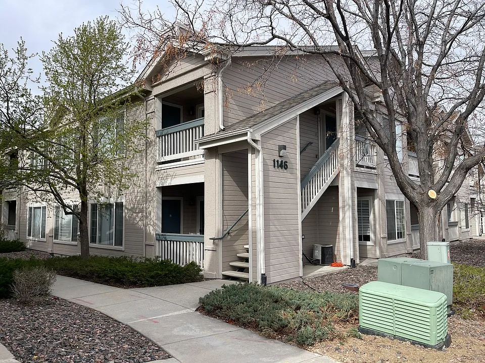 1146 Opal St #101