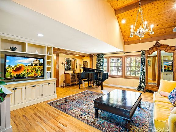 4th image of 25736 Punto De Vista Dr