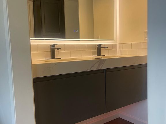 5th image of 1016 Hancock Ave APT 4