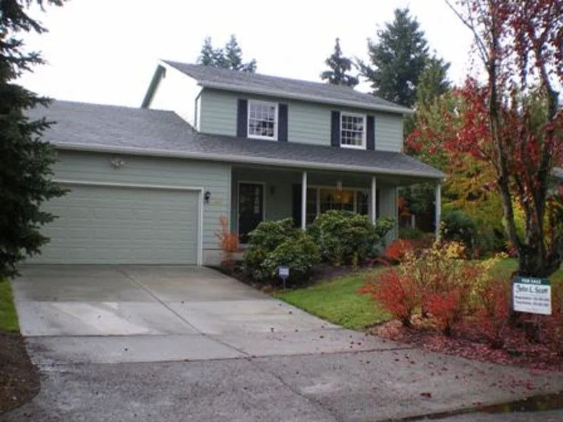 937 NW 8th Dr photo 1