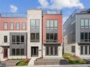 6930 Viceroy Aly, Bethesda, MD 20817