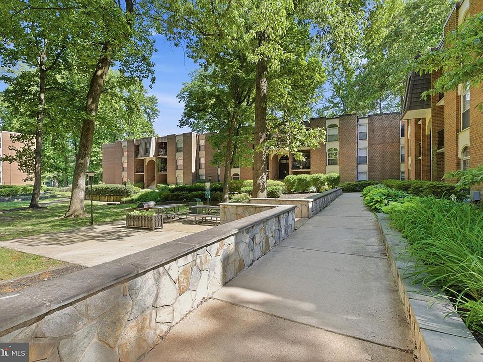 1st image of 3354 Woodburn Rd APT 12