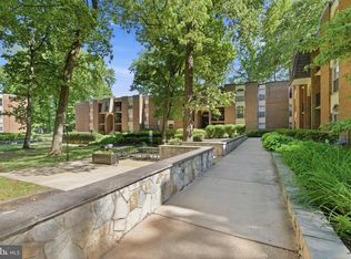 3354 Woodburn Rd APT 12, Annandale, VA 22003