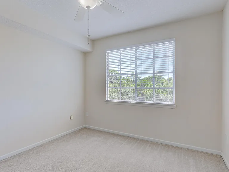 9303 Myrtlewood Cir W — Photo 12