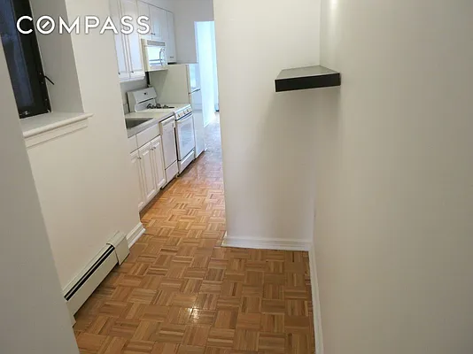 Rented by Compass | media 61