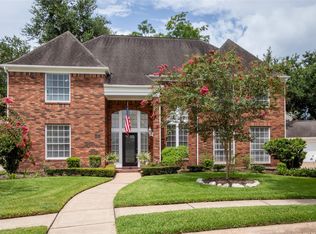 14 Sterling Ct, Sugar Land, TX 77479
