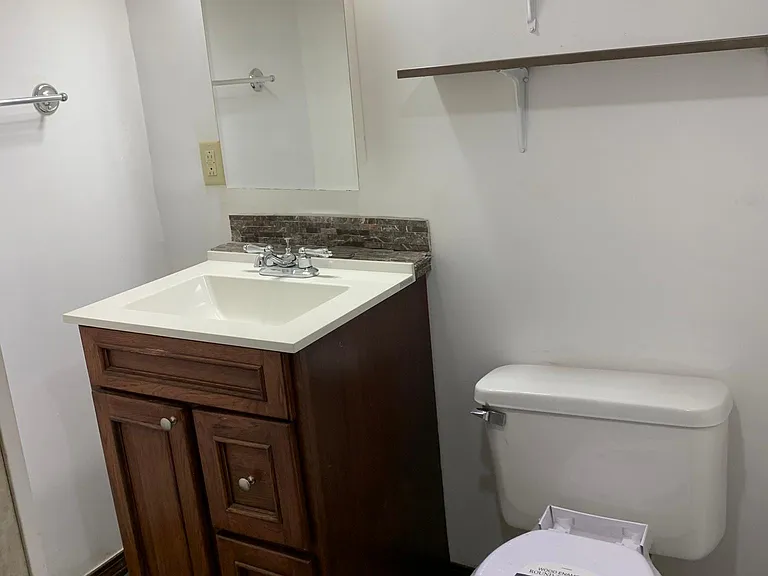 3563 Jefferson St #2-R — Photo 12