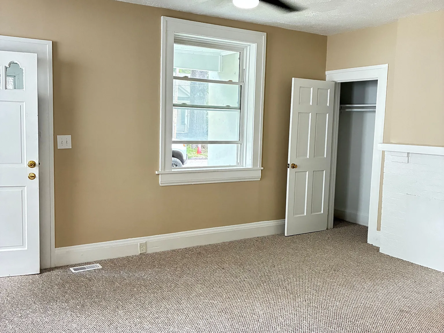 2 bed, 1197 sqft, $1,150 — Photo 4