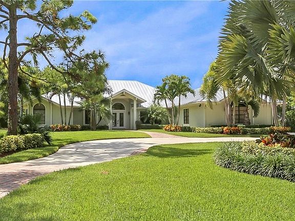 2nd image of 4132 SW Bimini Cir N